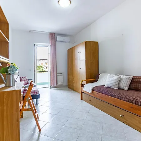 Isa Trilo - Myho Casa Apartment Vieste