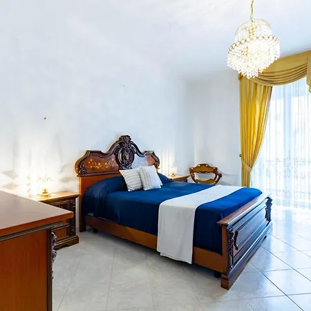 Isa Trilo - Myho Casa Apartment *